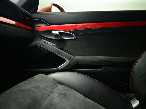 Used 2018 Porsche 911 GT3 image 13