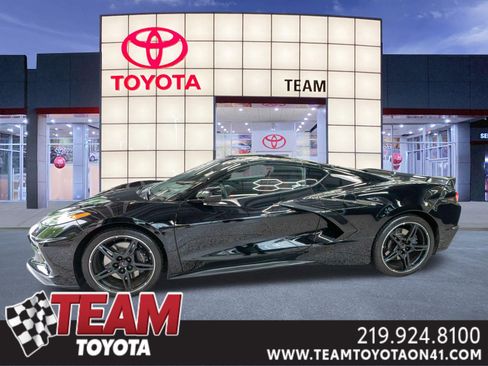 Used 2020 Chevrolet Corvette Stingray Preferred Cpe w/ 2LT Preferred Equipment Group RWD image 1