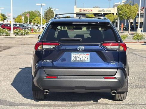 Certified 2022 Toyota RAV4 XLE Premium AWD/4WD image 4