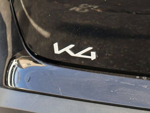 New 2025 Kia K4 LXS image 16
