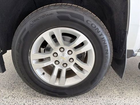 Used 2018 Chevrolet Silverado 1500 LT w/ All Star Edition image 35