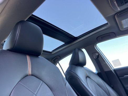 Used 2019 Toyota Camry XLE w/ Driver Assist Package FWD image 15