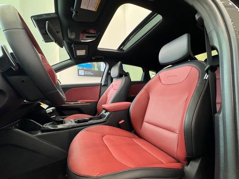 New 2025 Kia K4 GT-Line Turbo image 17