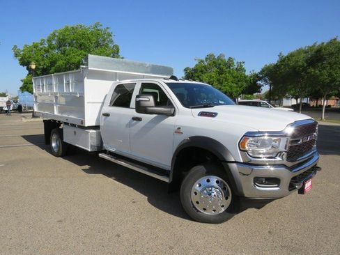 New 2023 RAM 5500 Tradesman w/ Chrome Appearance Group image 3