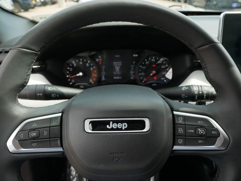Used 2024 Jeep Compass Limited AWD/4WD image 22
