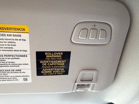 Used 2025 Ford Escape Platinum w/ Class II Trailer Tow Package AWD/4WD image 14