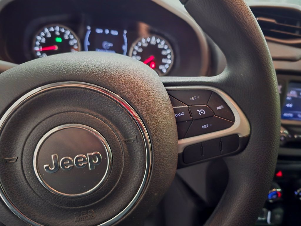 Used 2020 Jeep Renegade Sport w/ Sport Appearance Group FWD image 18