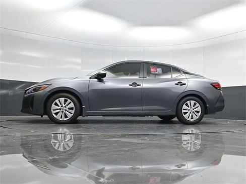 Used 2025 Nissan Sentra S image 49