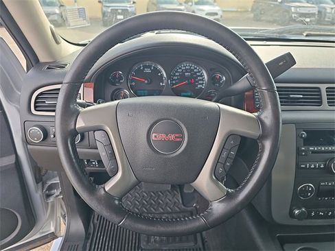 Used 2014 GMC Sierra 3500 SLT w/ SLT Convenience Package image 17