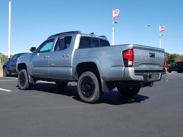 Used 2023 Toyota Tacoma SR AWD/4WD image 8