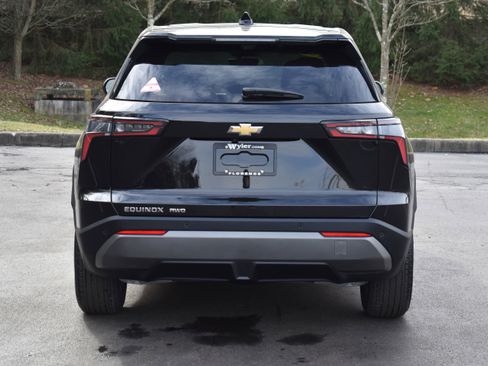 Used 2025 Chevrolet Equinox LT w/ Safety and Technology Package image 30