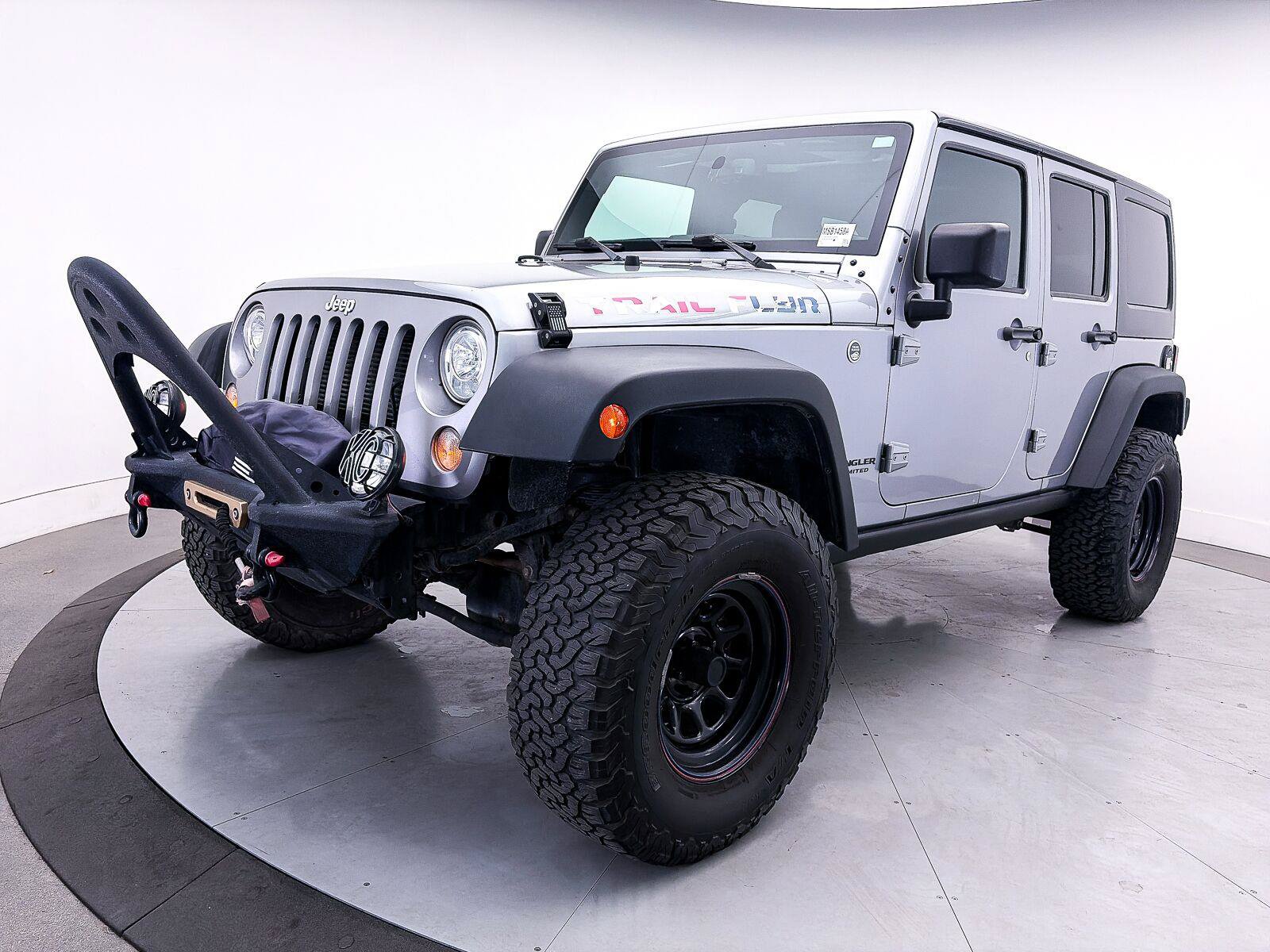Used 2017 Jeep Wrangler Unlimited Rubicon AWD/4WD image 7