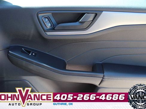Used 2024 Ford Escape Active AWD/4WD image 15