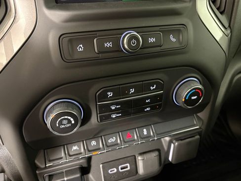 Used 2025 Chevrolet Silverado 1500 W/T w/ WT Value Package image 30