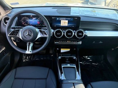 New 2026 Mercedes-Benz GLB 250 4MATIC image 19
