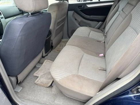 Used 2007 Toyota 4Runner SR5 AWD/4WD image 11