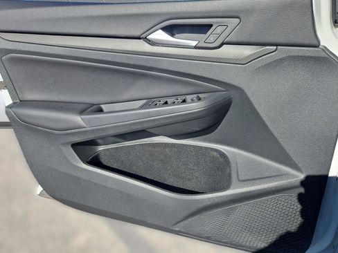 Used 2024 Volkswagen Golf R image 20