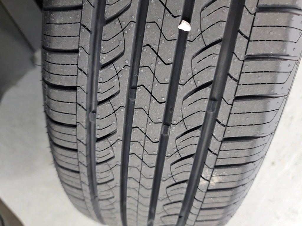 Used 2018 Jeep Renegade Latitude FWD image 27
