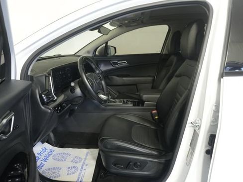 Used 2025 Kia Sportage SX AWD/4WD image 25