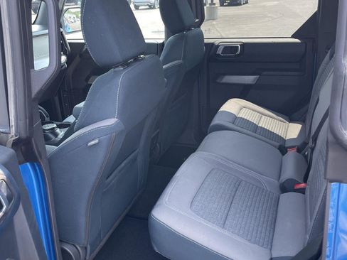 Used 2023 Ford Bronco Outer Banks AWD/4WD image 17
