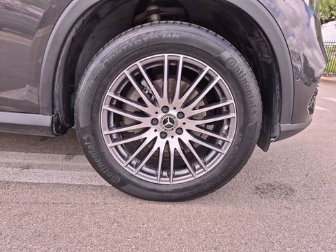 Used 2024 Mercedes-Benz GLC 300 4MATIC image 15
