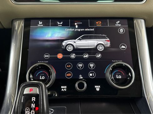 Used 2018 Land Rover Range Rover Sport SE AWD/4WD image 29