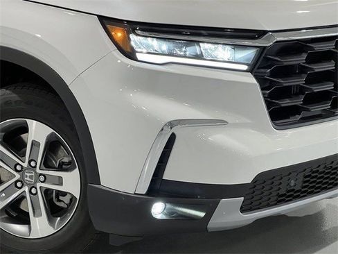New 2025 Honda Pilot EX-L image 13