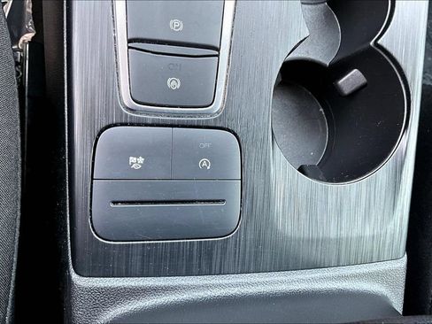 Certified 2025 Ford Escape Active FWD image 17