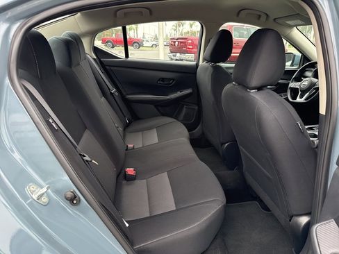 Used 2024 Nissan Sentra SV image 17