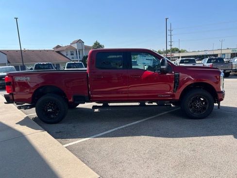 New 2025 Ford F250 Lariat w/ Black Appearance Package image 7
