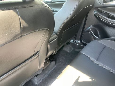 Used 2025 Buick Encore GX Preferred image 24