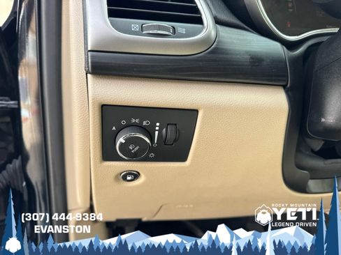 Used 2022 Jeep Grand Cherokee Laredo E image 23