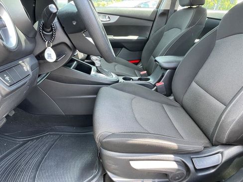 Used 2024 Kia Forte LXS FWD image 22
