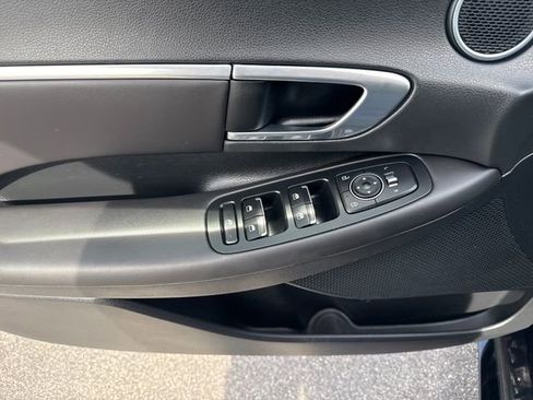 Certified 2023 Hyundai Sonata SEL FWD image 9