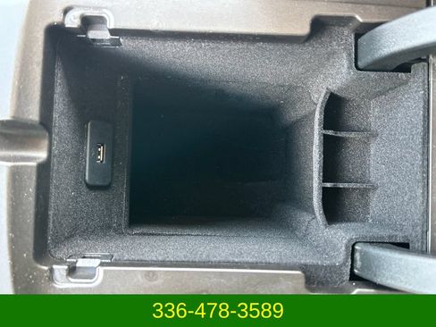 Used 2016 Lincoln MKX Select w/ Select Plus Package FWD image 28