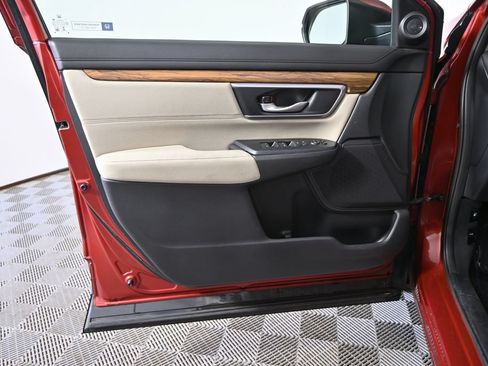 Used 2017 Honda CR-V EX image 18