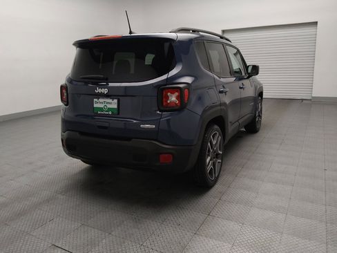 Used 2020 Jeep Renegade Latitude w/ Cold Weather Group image 9