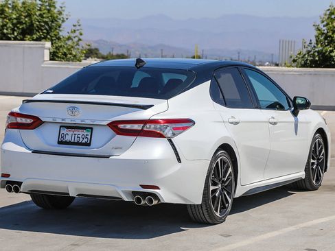 Certified 2018 Toyota Camry XSE w/ Audio Package FWD image 5