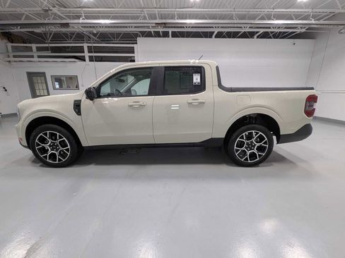 Used 2025 Ford Maverick Lariat w/ 4K Tow Package AWD/4WD image 11