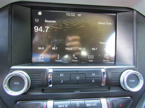 Used 2016 Ford Mustang Premium RWD image 33