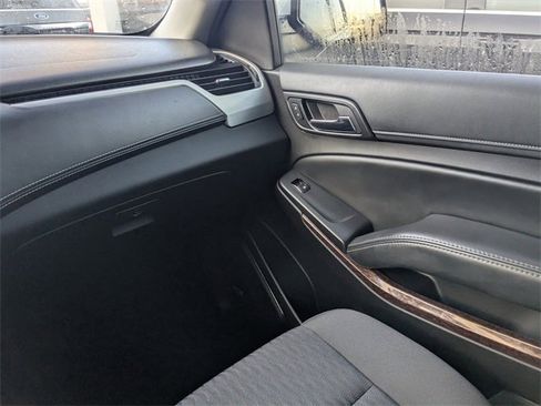 Used 2016 GMC Yukon SLE w/ Convenience Package image 16