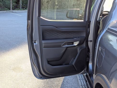 New 2025 Ford Ranger XLT w/ Equipment Group 301A High image 29