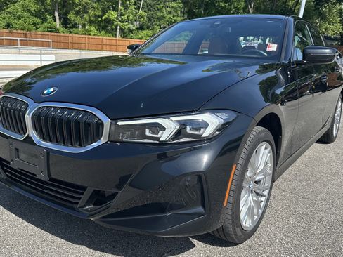 Used 2023 BMW 330i xDrive Sedan w/ Premium Package AWD/4WD image 5