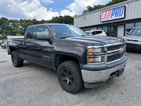 Used 2014 Chevrolet Silverado 1500 W/T w/ Trailering Package AWD/4WD image 2