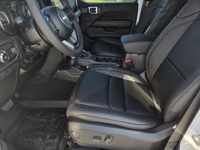 New 2027 Jeep Wrangler Unlimited Rubicon AWD/4WD image 22
