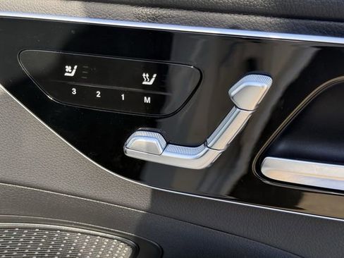 Used 2024 Mercedes-Benz C 300 Sedan image 29