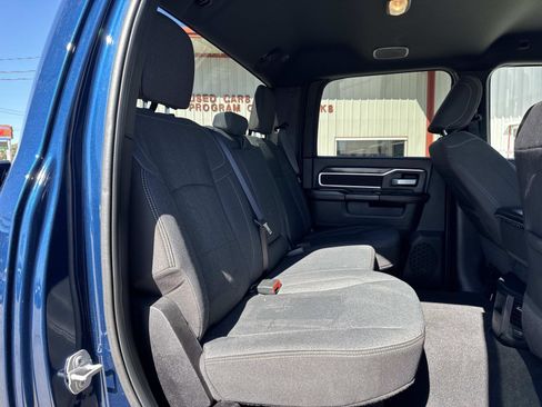 Used 2024 RAM 2500 Big Horn w/ Night Edition image 9
