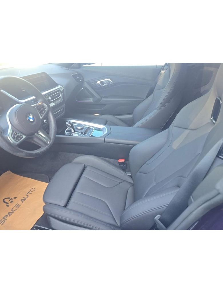 Used 2024 BMW Z4 sDrive30i w/ Shadowloine Package RWD image 4