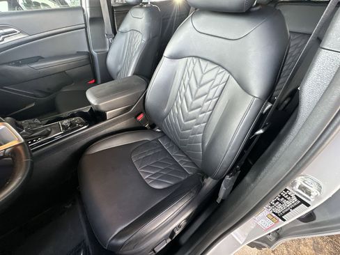Certified 2023 Kia Sportage X-Line image 13