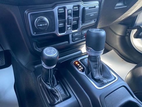 Used 2023 Jeep Wrangler Unlimited Sahara w/ Cold Weather Group AWD/4WD image 38